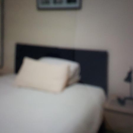 Kings Arms Hotel Farnworth Zewnętrze zdjęcie