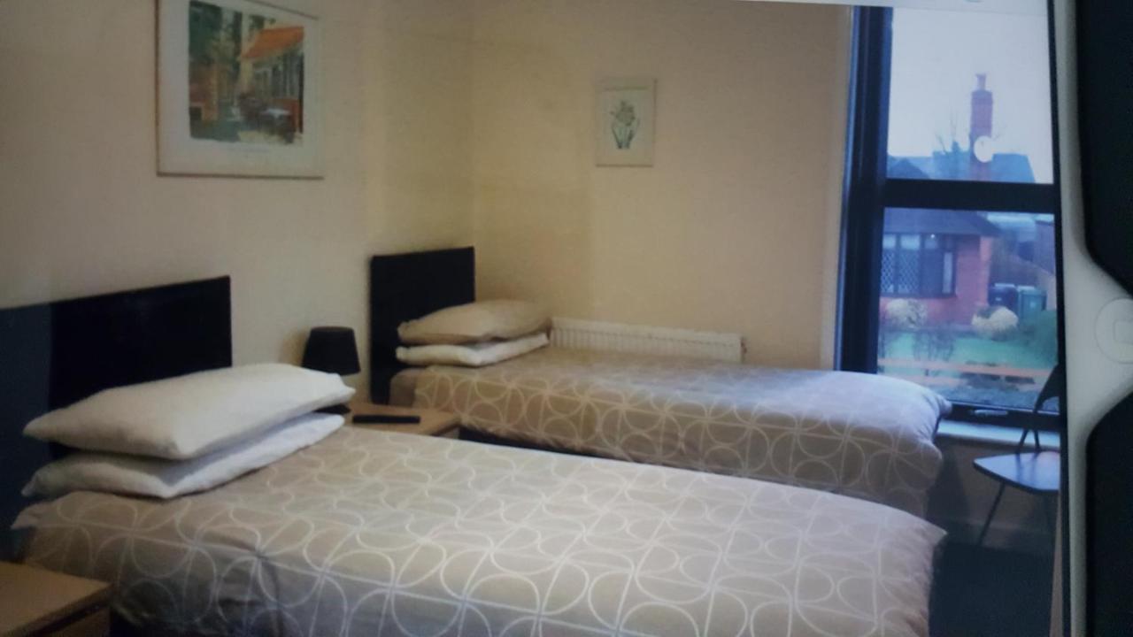 Kings Arms Hotel Farnworth Zewnętrze zdjęcie